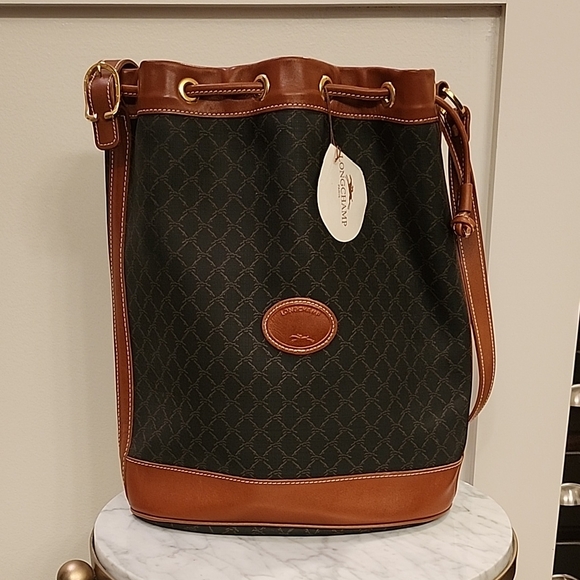 Longchamp Handbags - Longchamp Drawstring Crossbody Bag